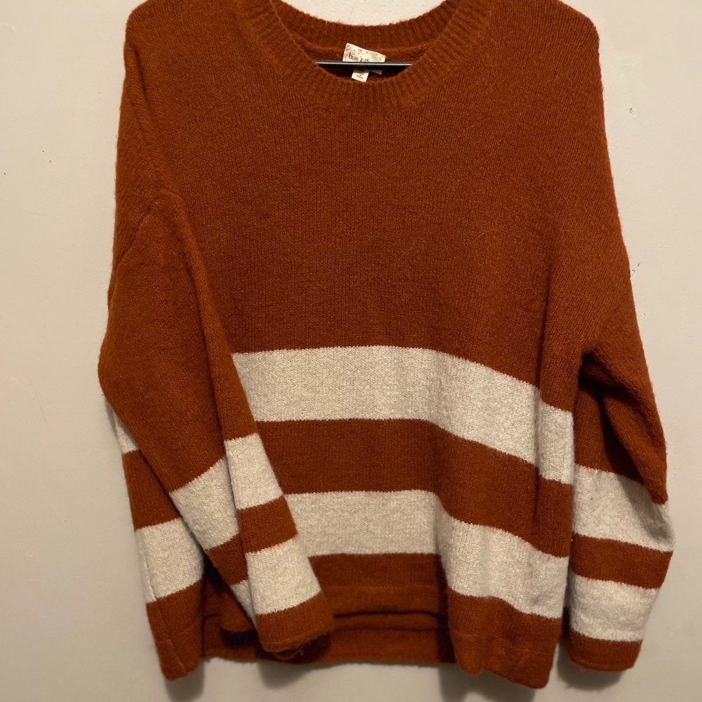 Hem & Thread Sweater SO SOFT!